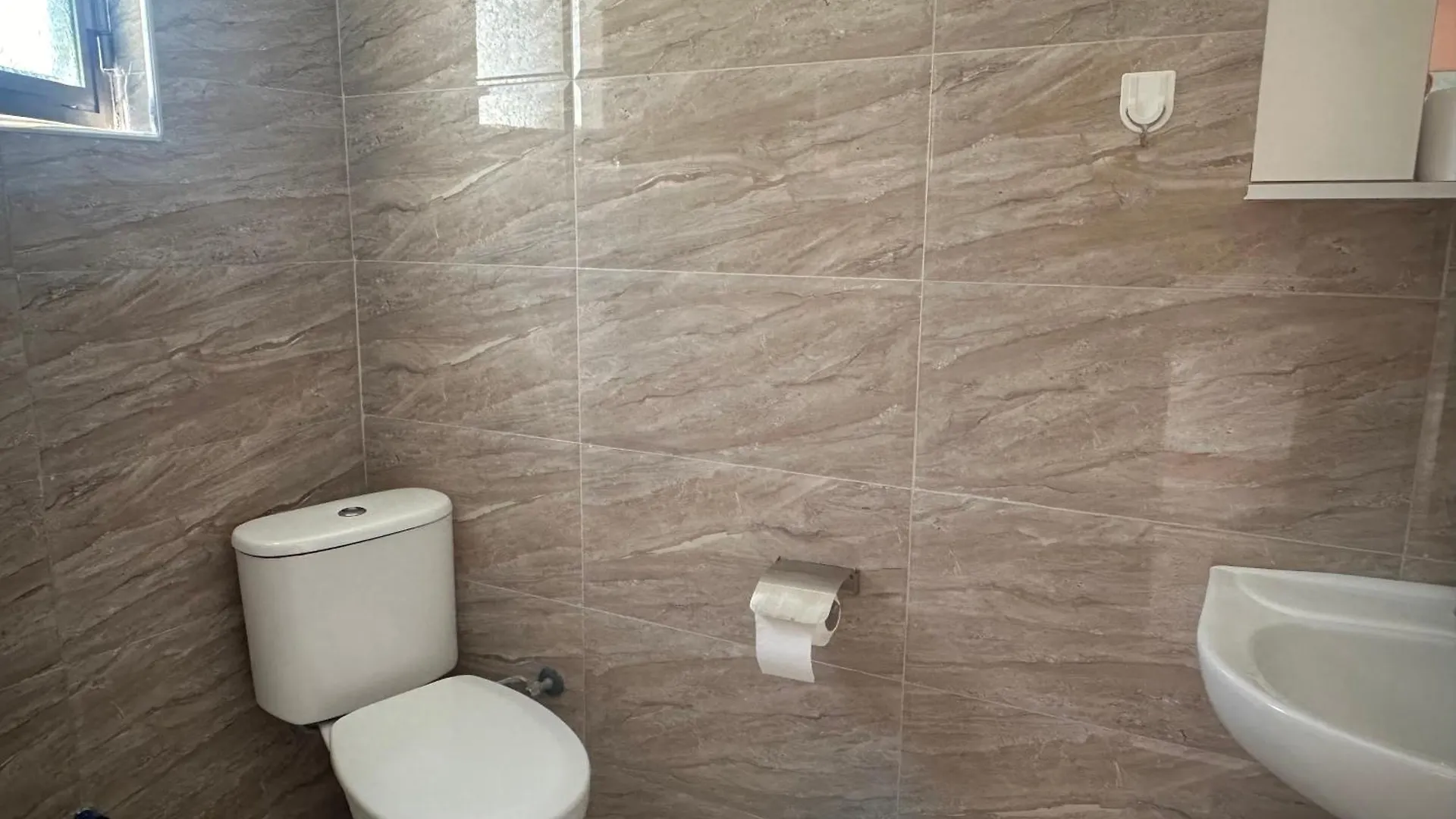 Skenderi Apartments Ksamil Albania